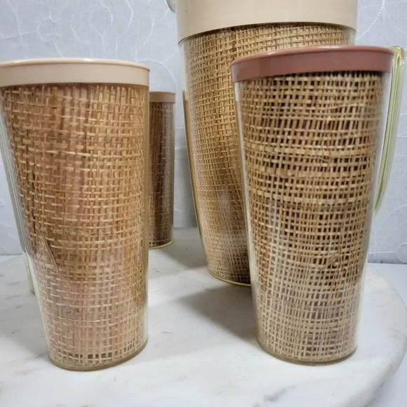 Vintage Rafia Insulated Pitcher 4 Cups Woven Burlap MCM Tiki Boho Beach Pool - Picture 9 of 16